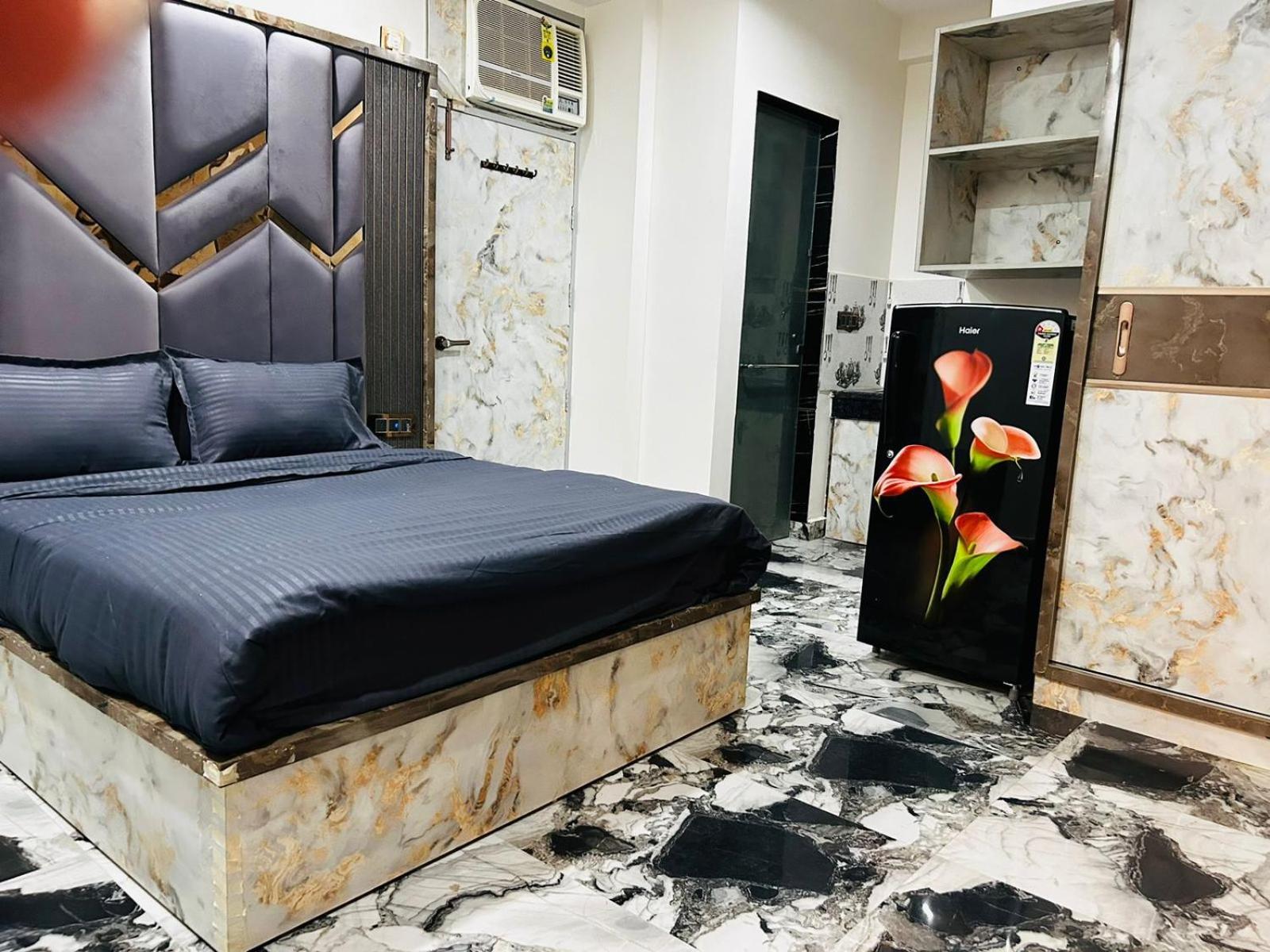 Vibe Communal Living Гургаон Экстерьер фото